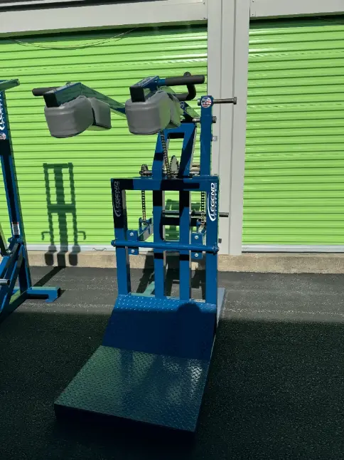 Legend Fitness Chain Driven Super Squat