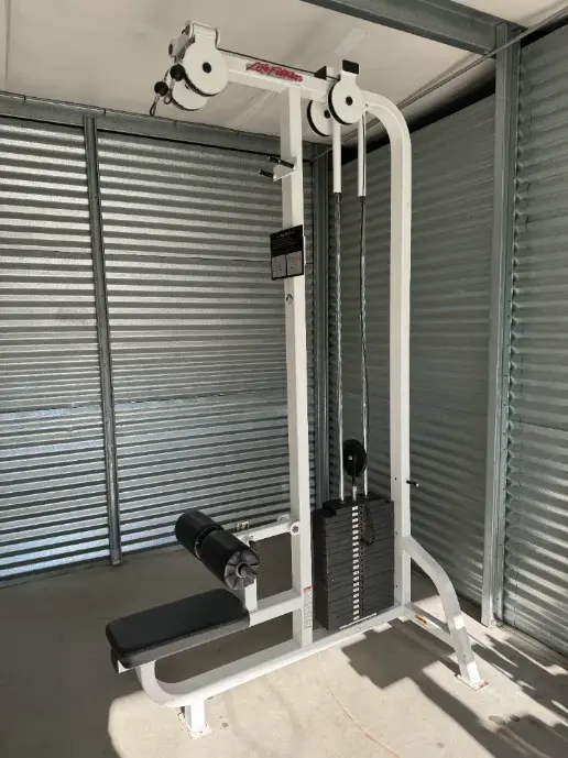 Life Fitness PRO Lat Pulldown