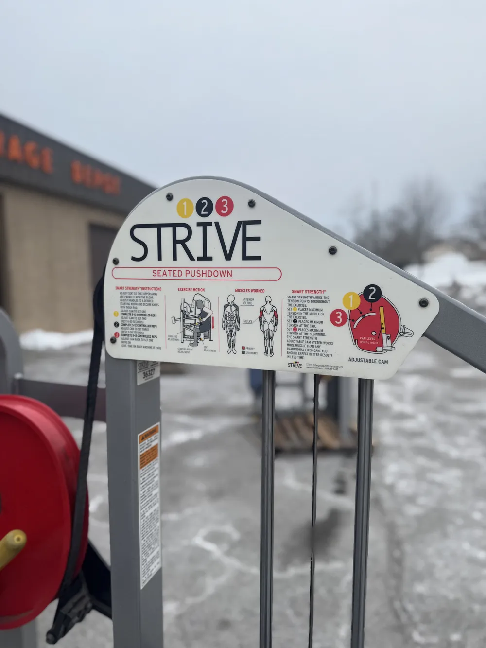 Strive Selectorized Dip thumbnail 2