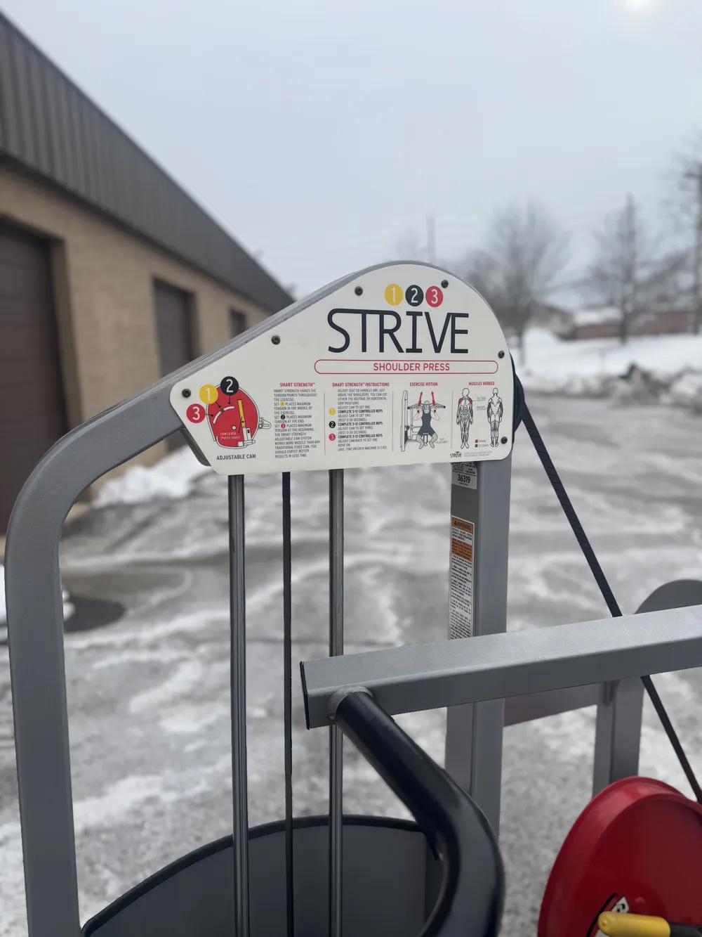 Strive Shoulder Press thumbnail 2