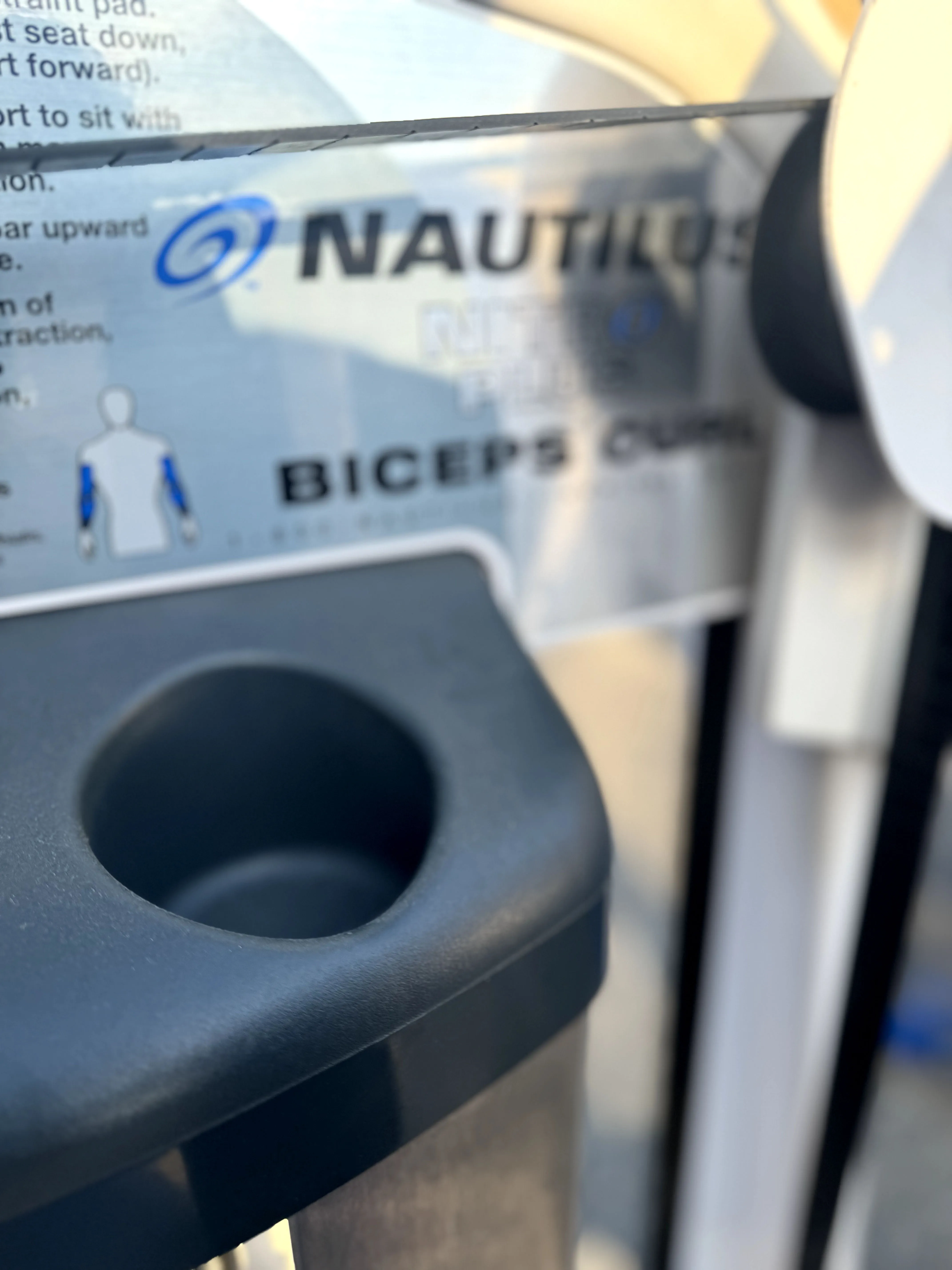 Nautilus Nitro Plus Bicep Curl thumbnail 2