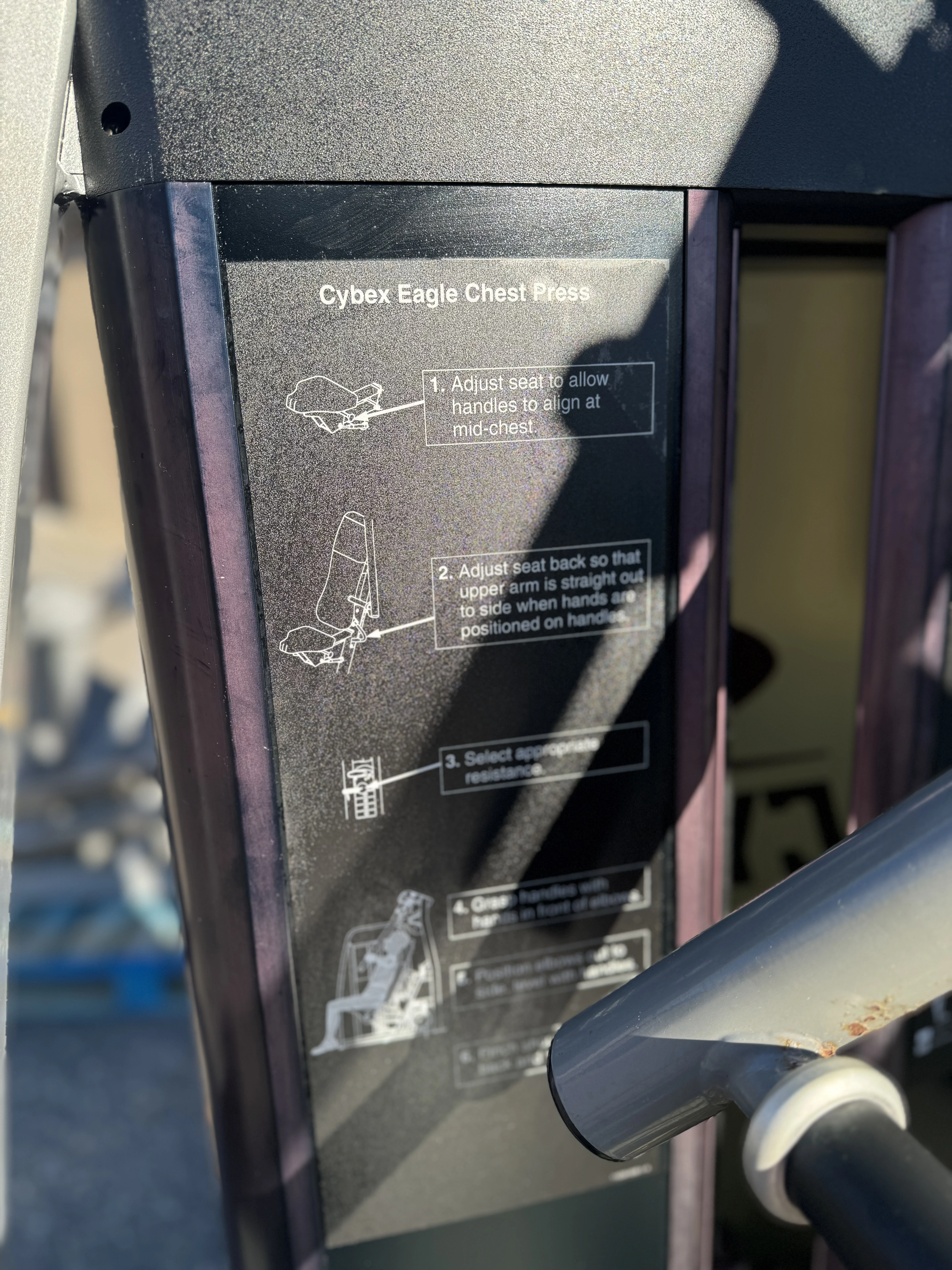 Cybex Eagle Chest Press thumbnail 2