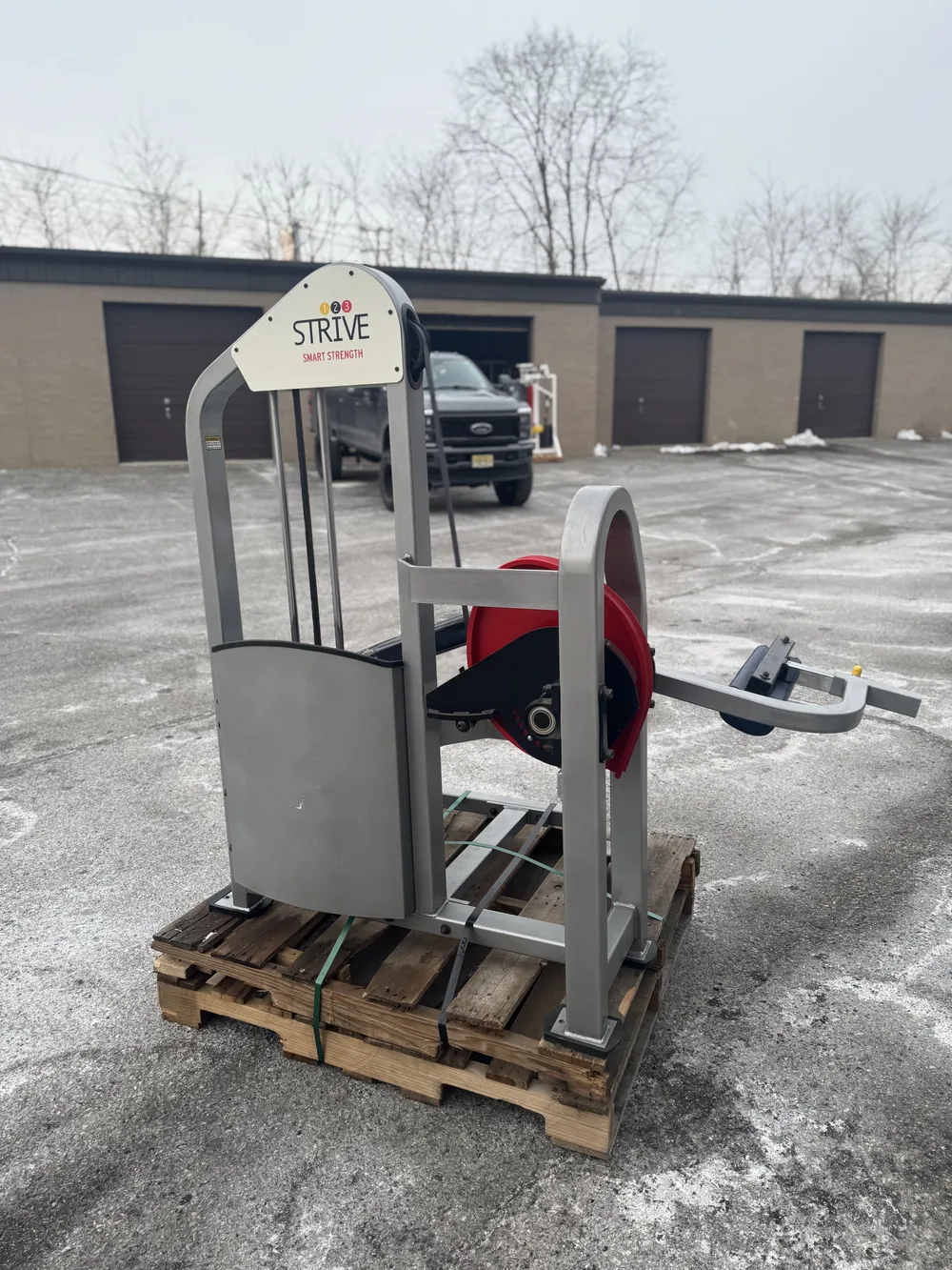 Strive Prone Leg Curl thumbnail 3