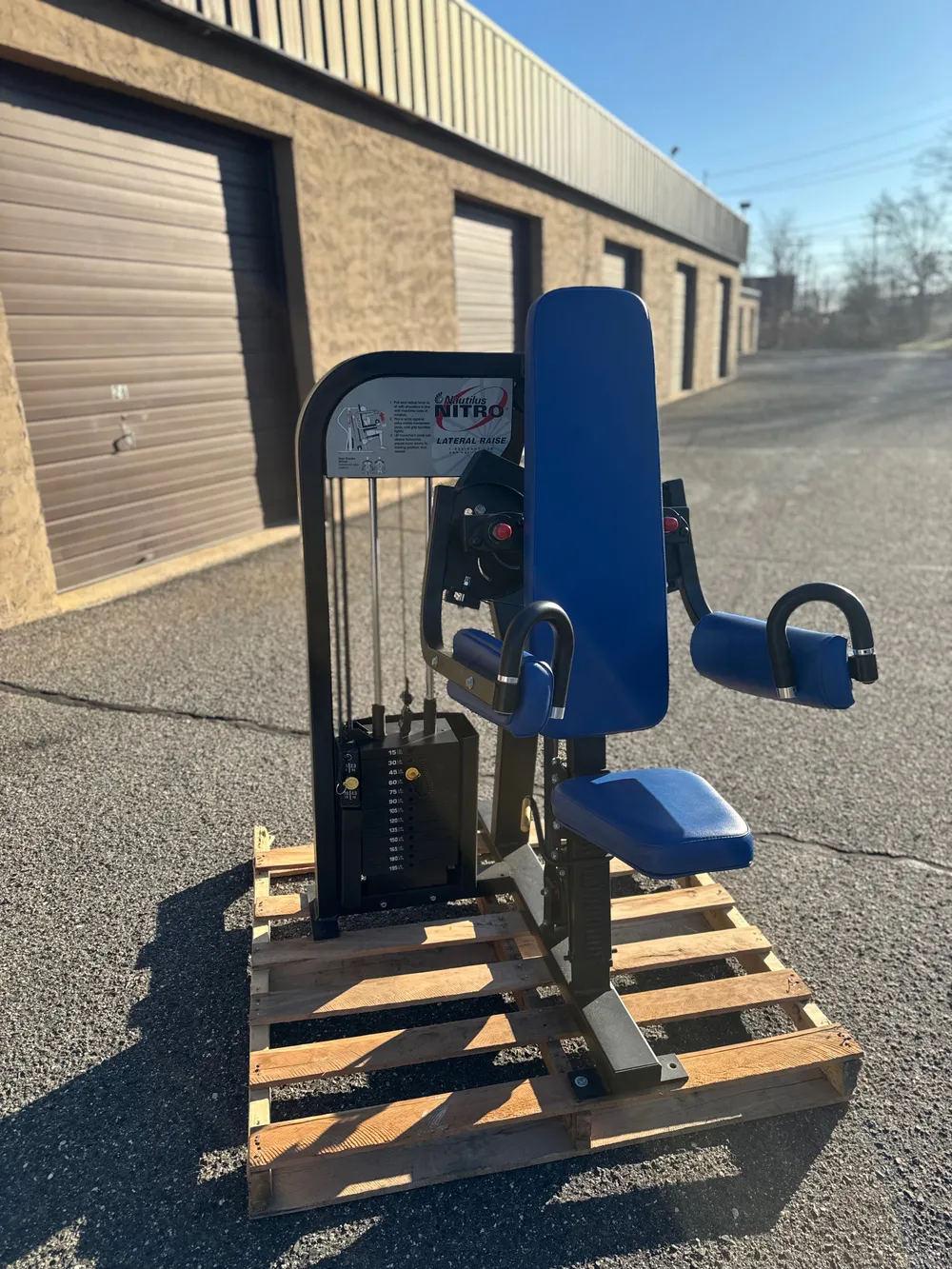 Nautilus Nitro Lateral Raise