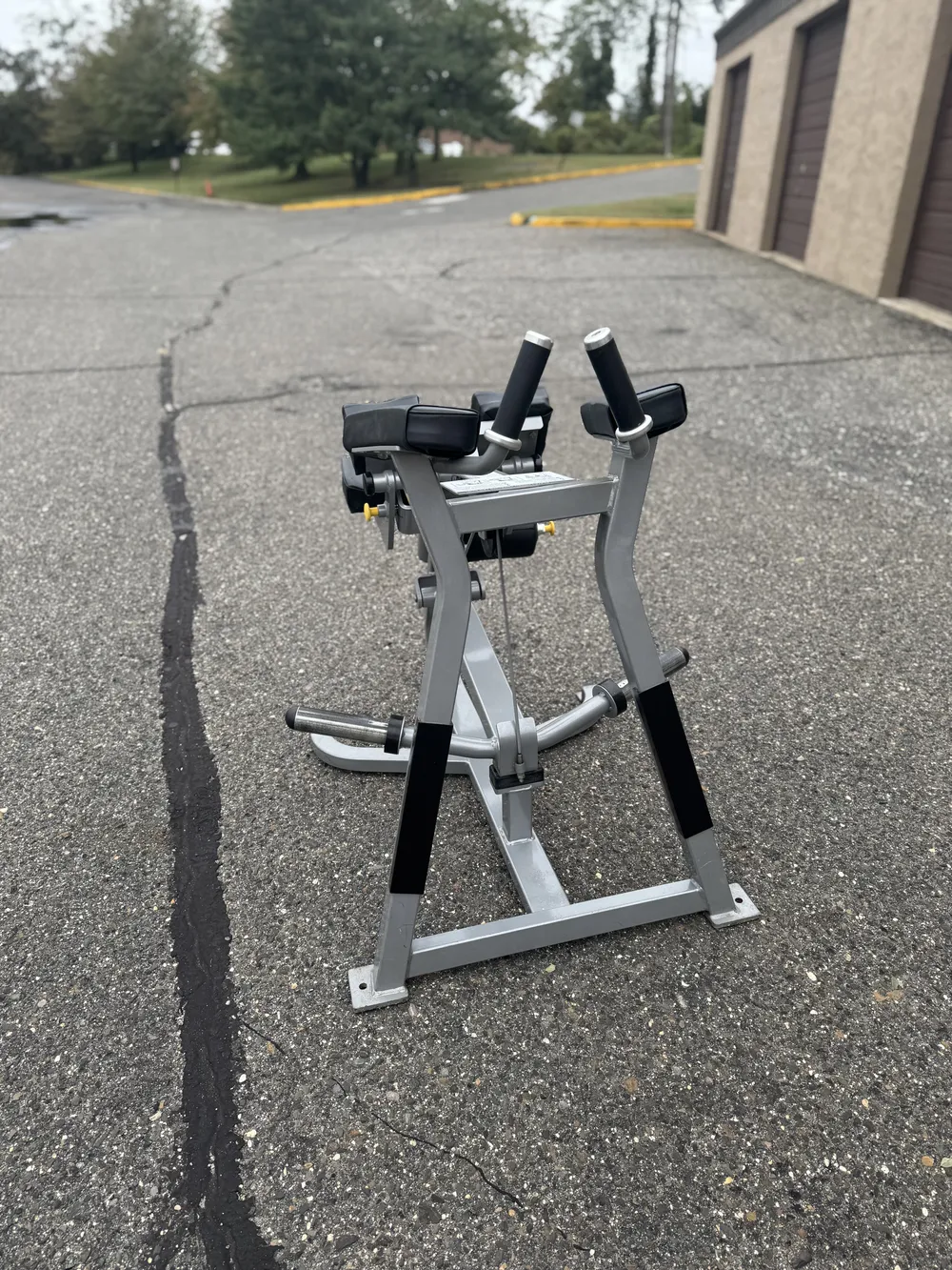 Cybex Kneeling Plate Loaded Leg Curl thumbnail 3