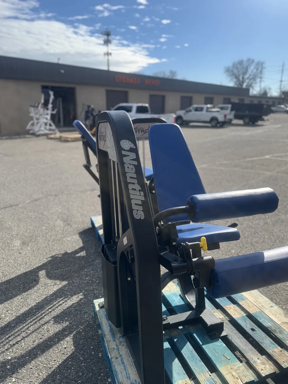 Nautilus Nitro Seated Leg Curl thumbnail 3