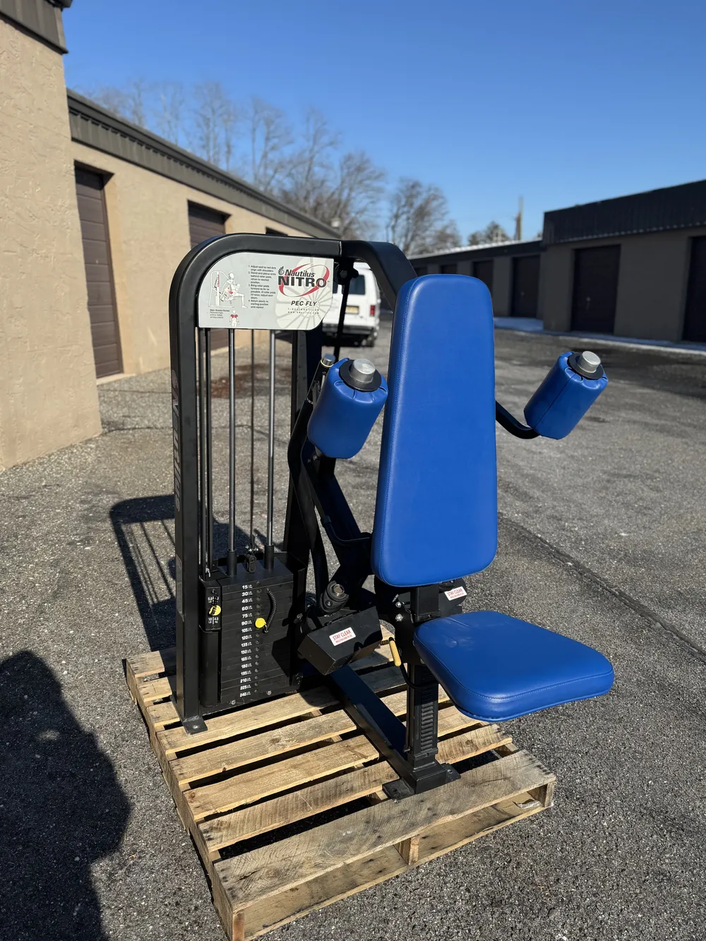 Nautilus Nitro Close Pec Fly