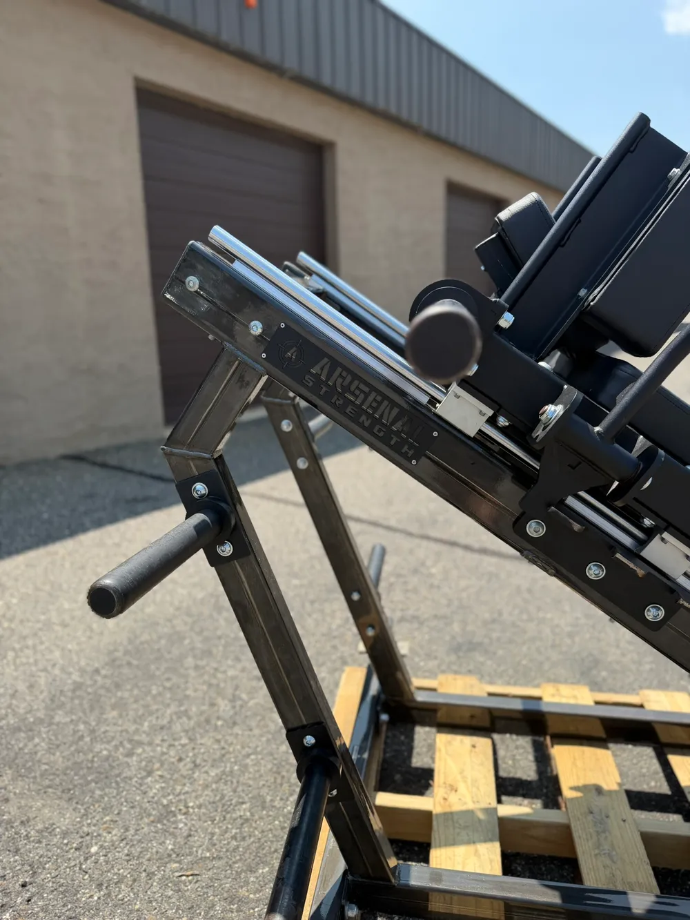Arsenal Clearcoat Hack Squat thumbnail 3