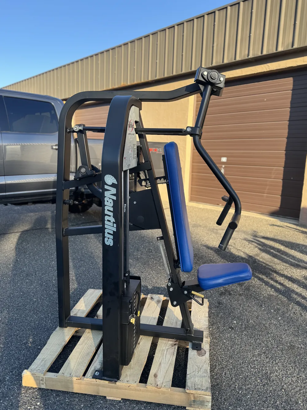 Nautilus Nitro Vertical Chest thumbnail 3