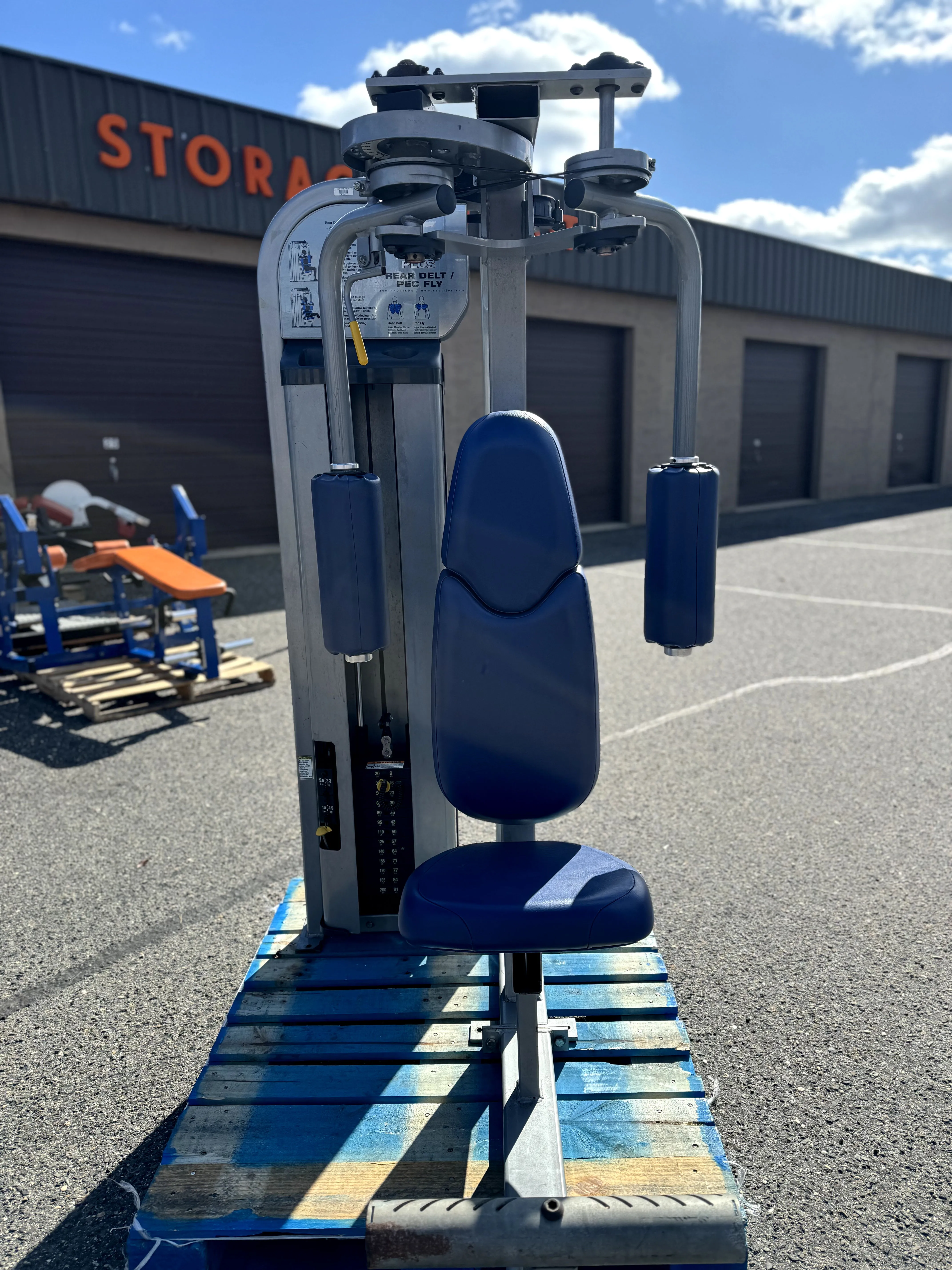 Nautilus Nitro Plus Pec Fly