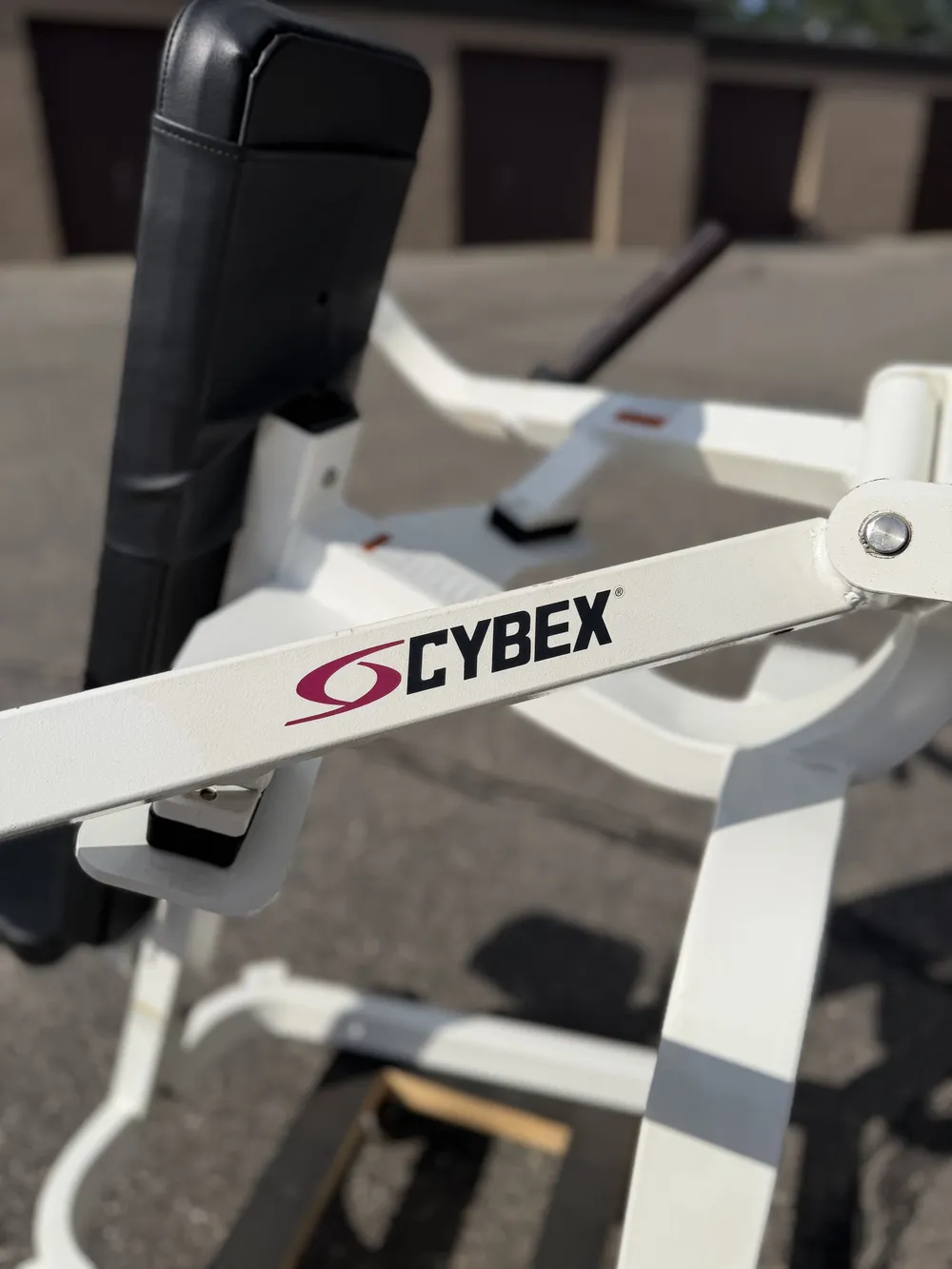 Cybex Converging Shoulder Press thumbnail 2