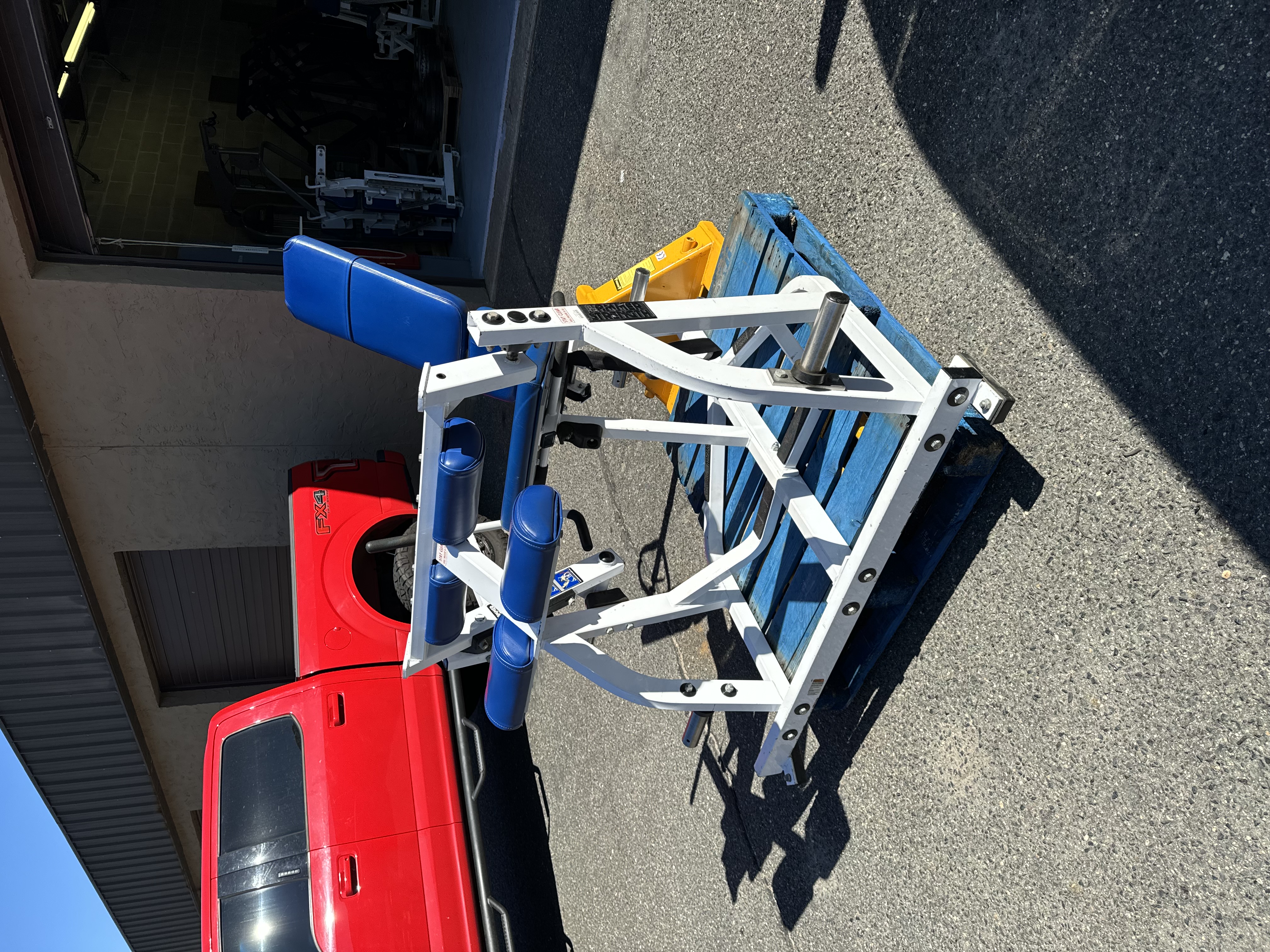 Hammer Strength Plate Loaded Leg Curl