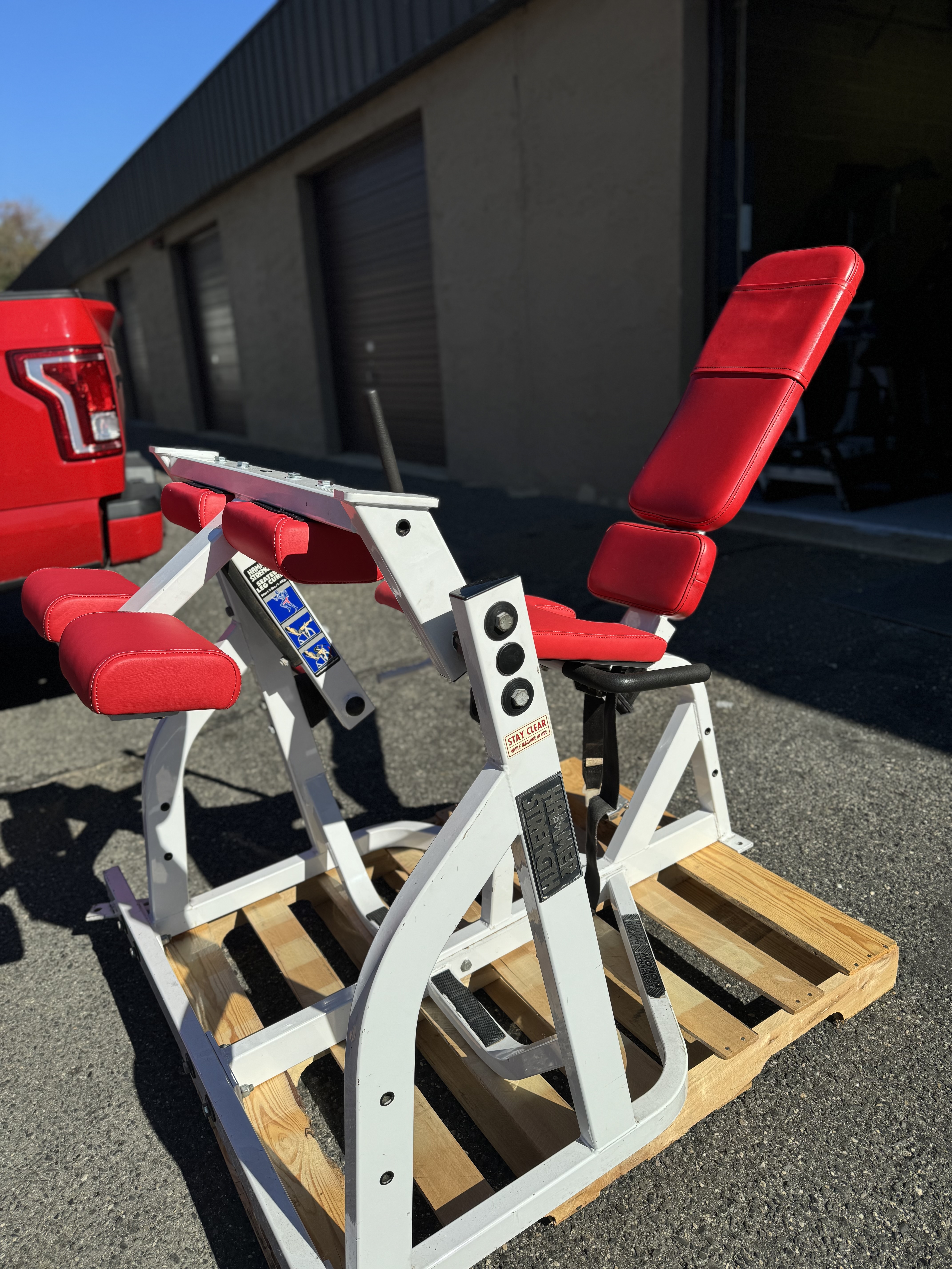 Hammer Strength Plate Loaded Leg Curl