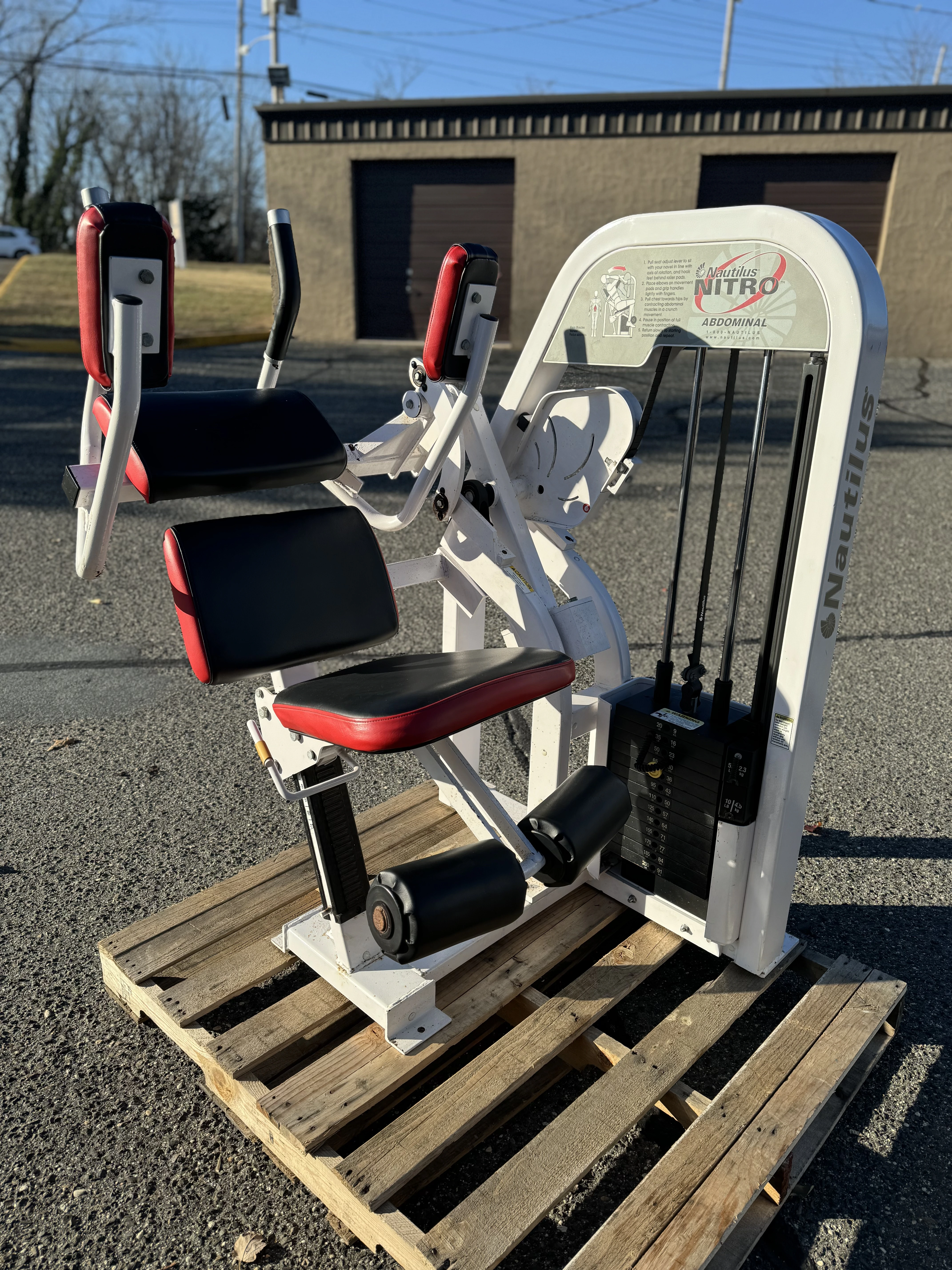 Nautilus Nitro Abdominal Crunch