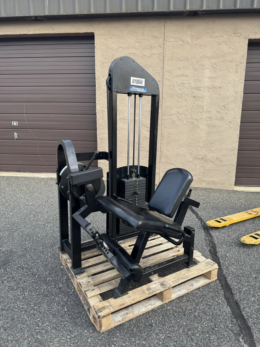 Strive Leg Extension