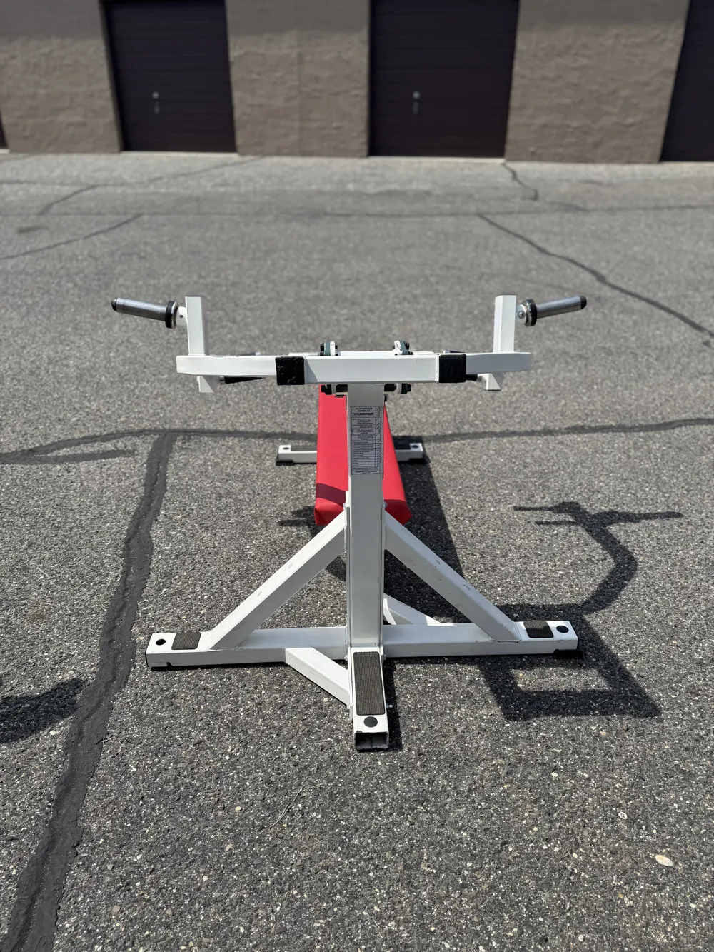 Paramount Flat Chest Press thumbnail 3