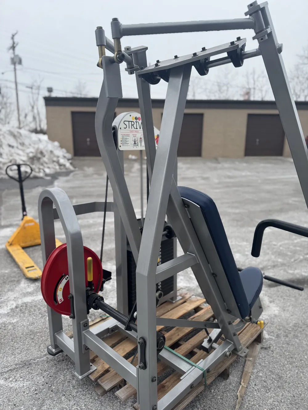 Strive Chest Press thumbnail 4